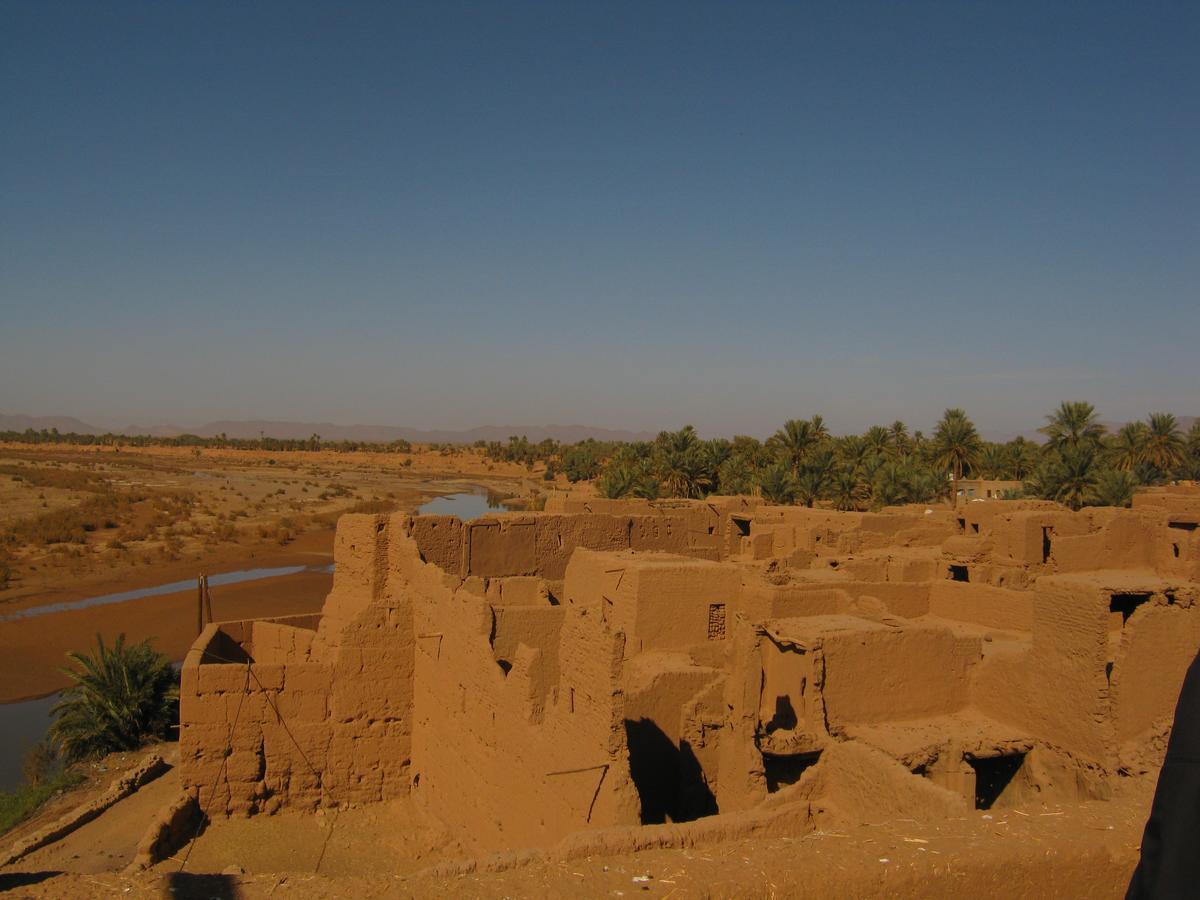 Auberge Toda Kasbah Tinfou Zaouia de Sidi el Mokhtar Ben Ali Kültér fotó